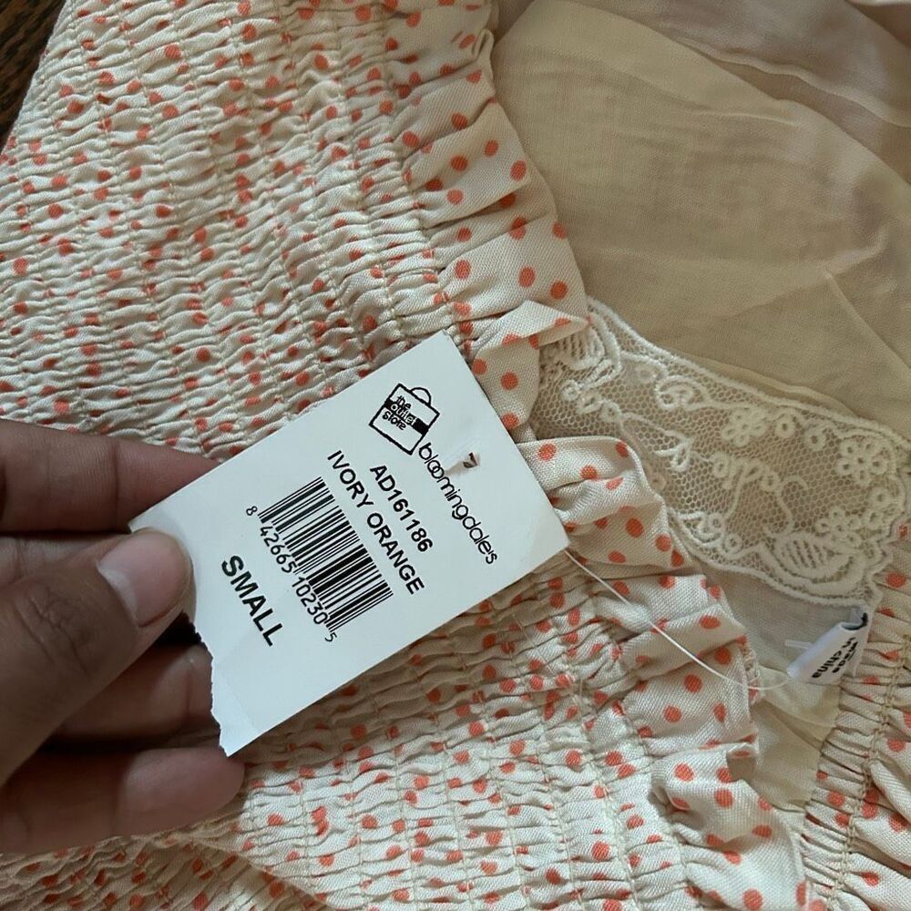New Sadie & Sage Top - Picture 3 of 5
